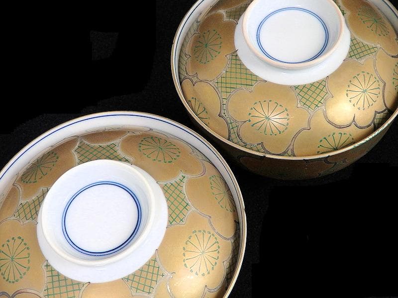 京焼　伊万里　金襴手　梅の図　大振蓋茶碗　蓋向付　２客　D431A-BWz