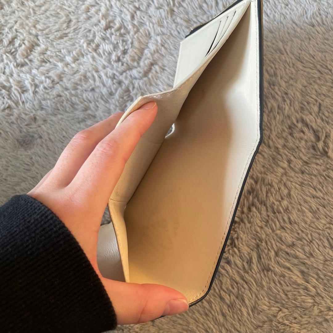 ヴィトン ロゴ ポルトフォイユ LVポンヌフ コンパクト ノワール