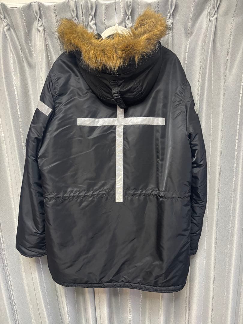 g*c様 Supreme Reflective Cross N3B Parka