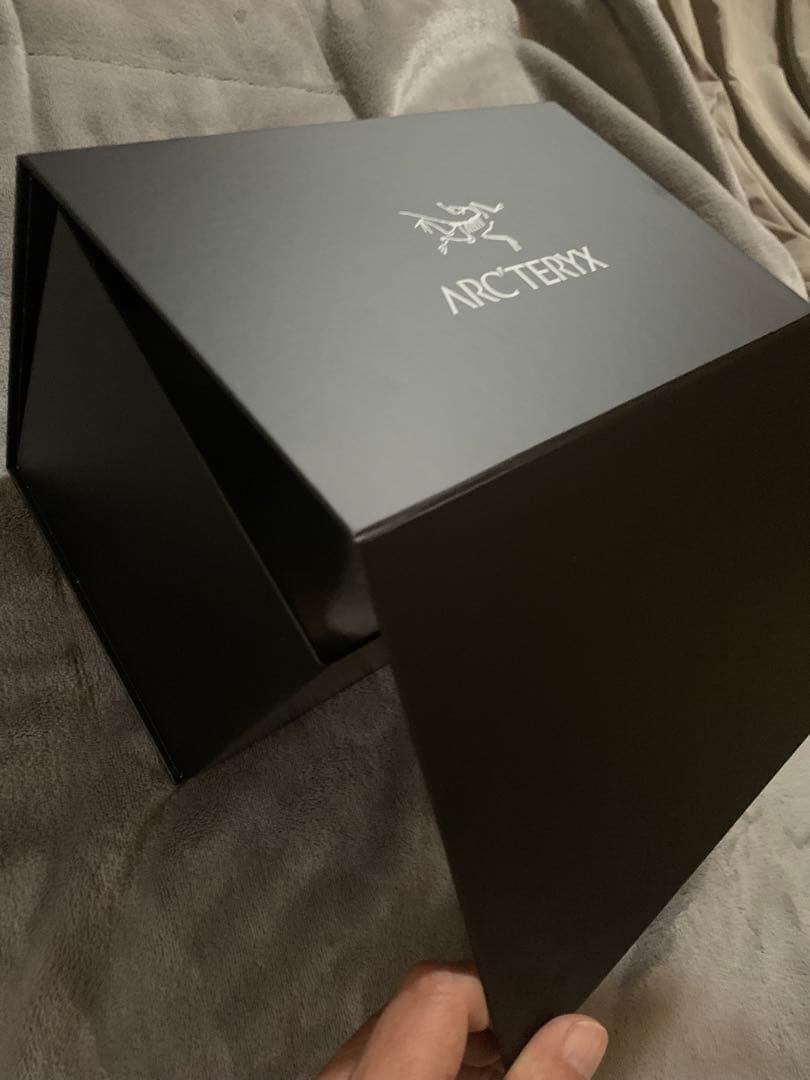 新品★2026年購入★ アークテリクス　バードワードトークとギフトボックス
