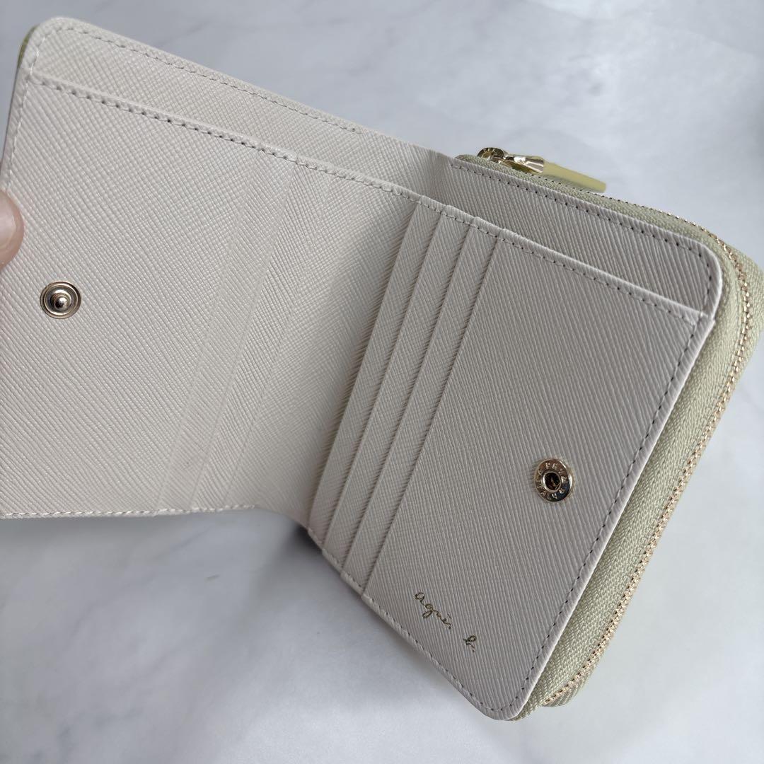 未使用♡アニエスベー 二つ折り　レザー　ラウンドファスナー　ロゴ　金具
