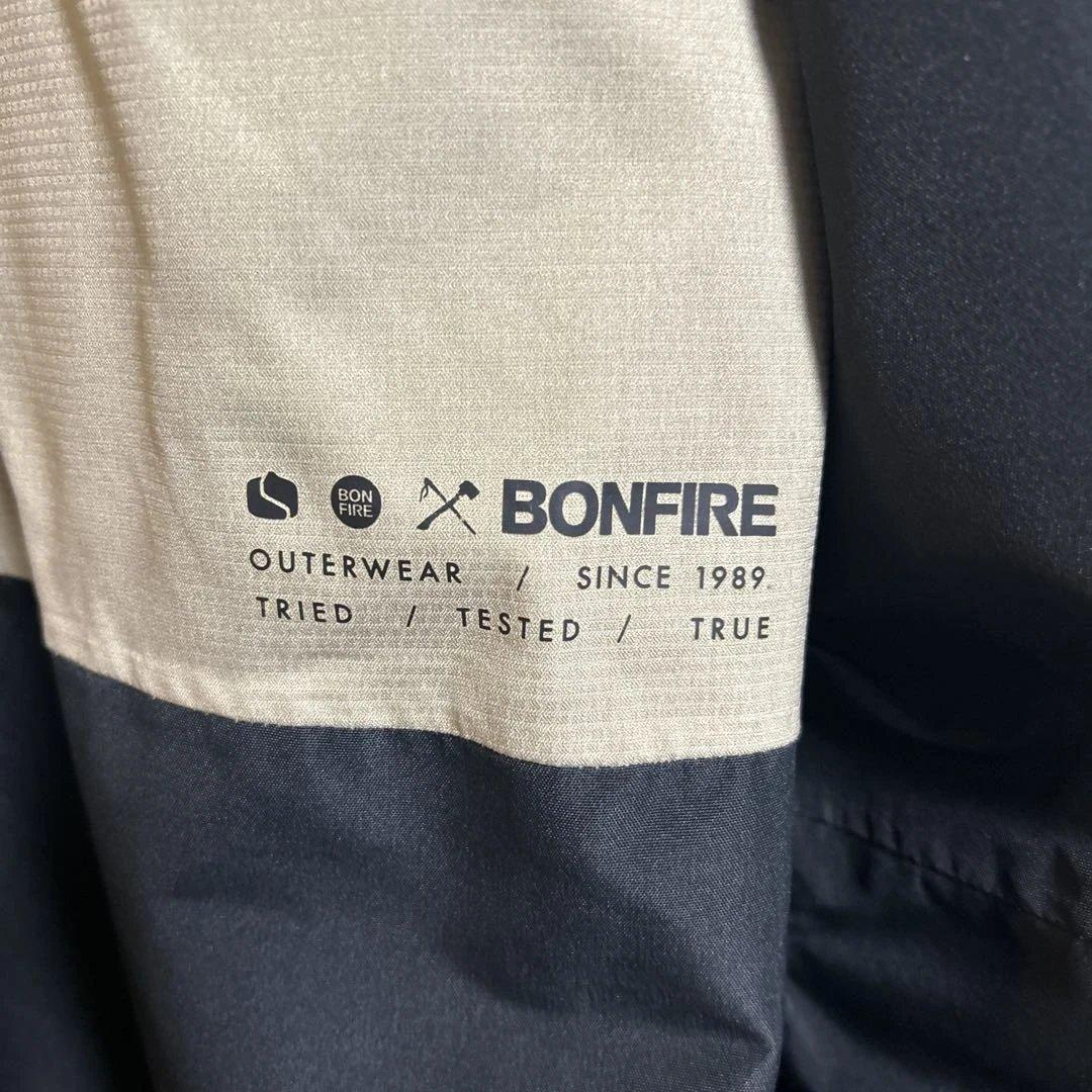 BONFIRE フード付きジャケット ベージュ/ブラック