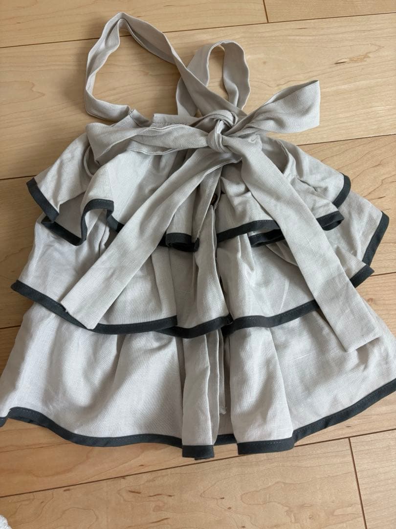 フリルワンピース