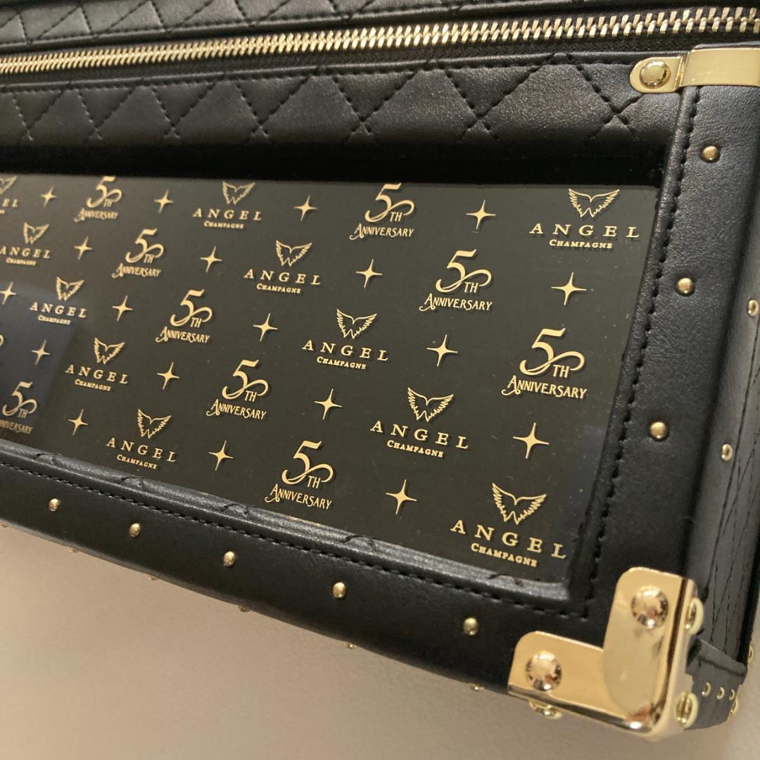 【にこ】ANGEL CHAMPAGNE　5周年記念 空箱 レザー チェーン