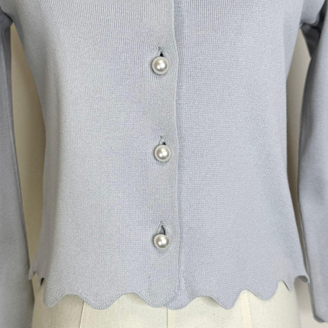 Rene basic パールボタン スカラップトリムカーディガン