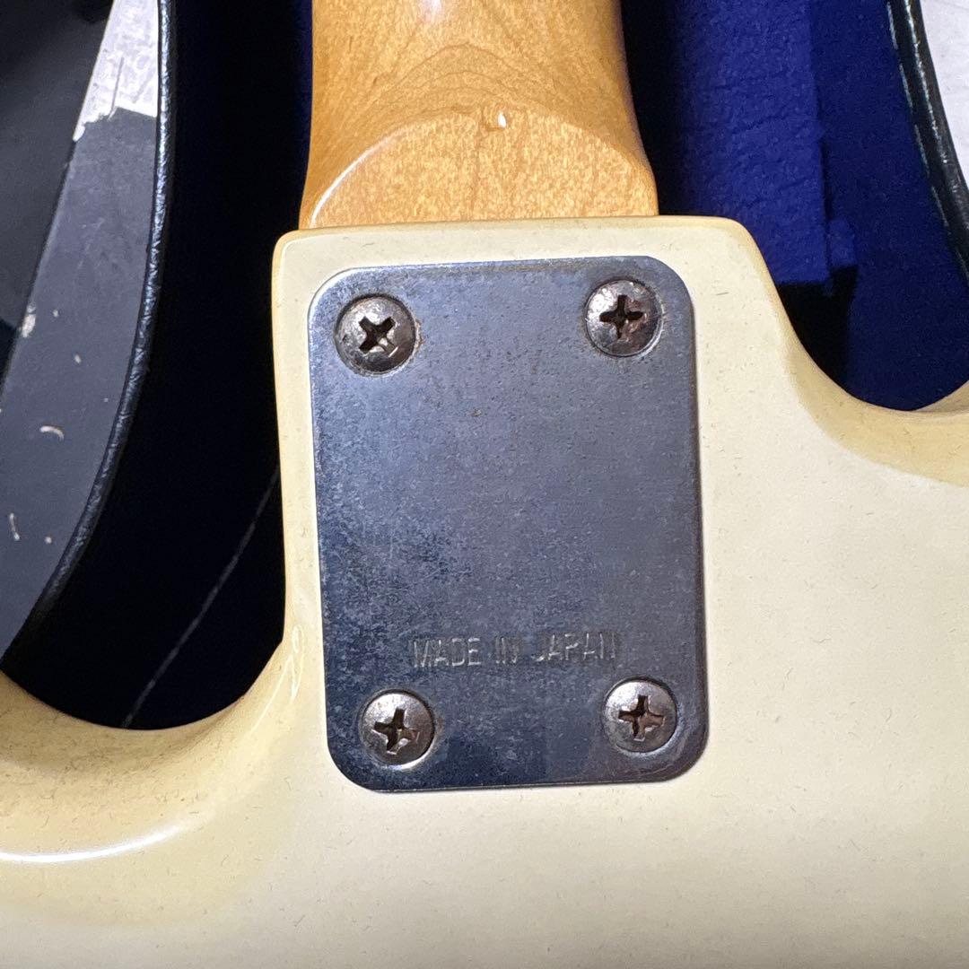 H*e様 エレキギター　gibson?