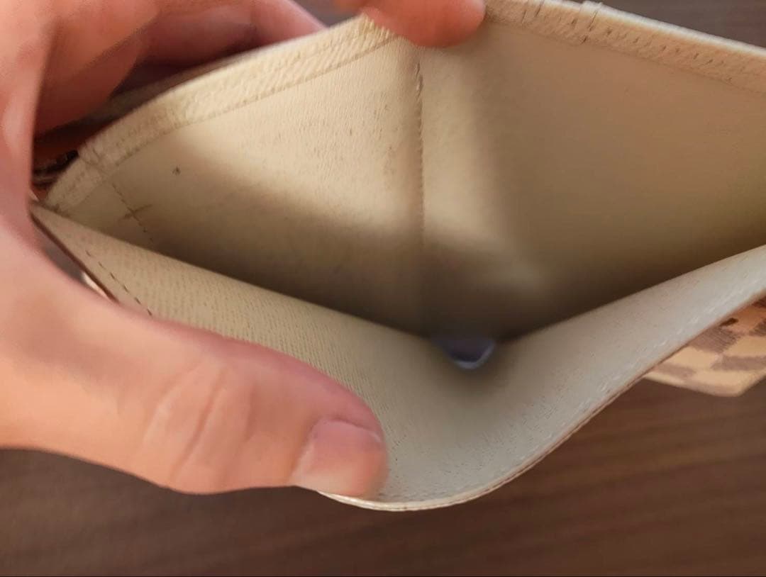LOUIS VUITTON ダミエ 二つ折り財布 値下げ可能！