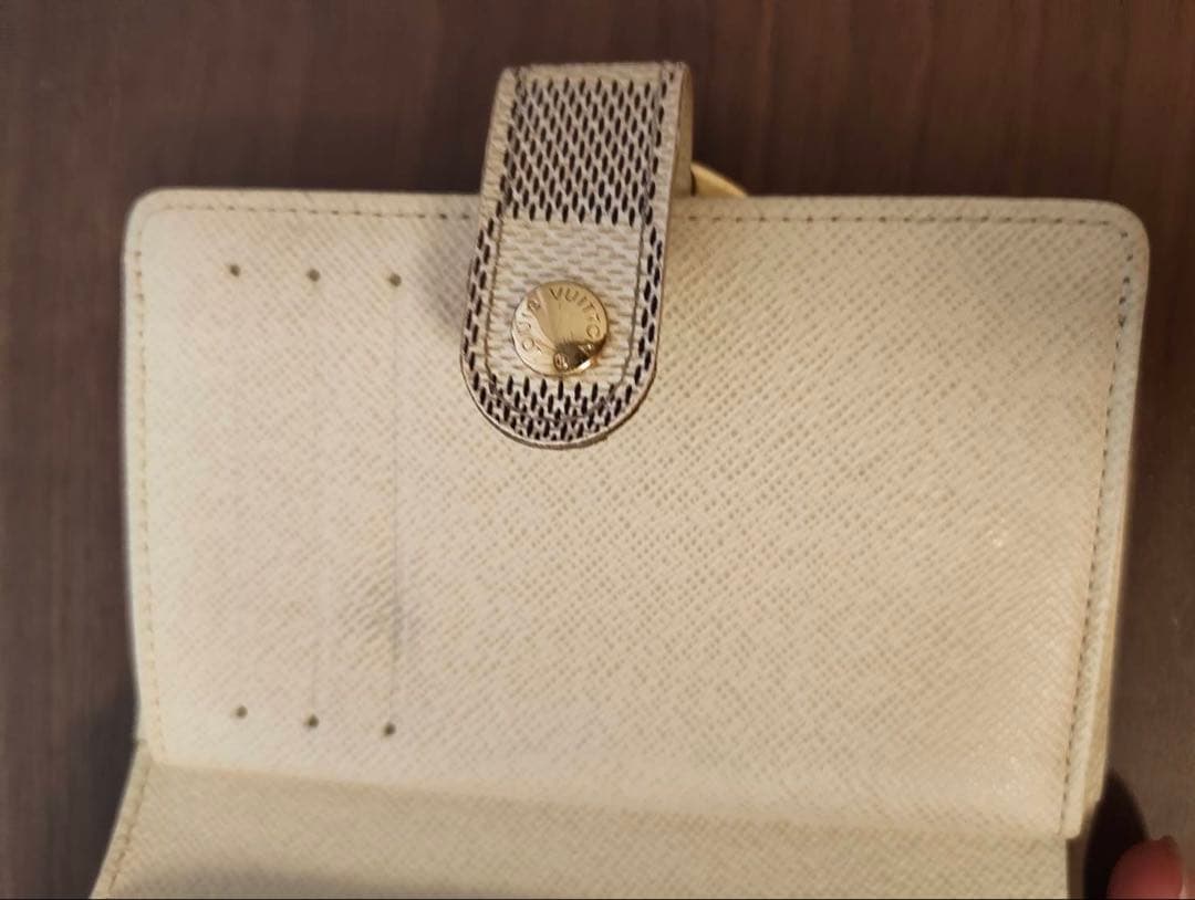 LOUIS VUITTON ダミエ 二つ折り財布 値下げ可能！