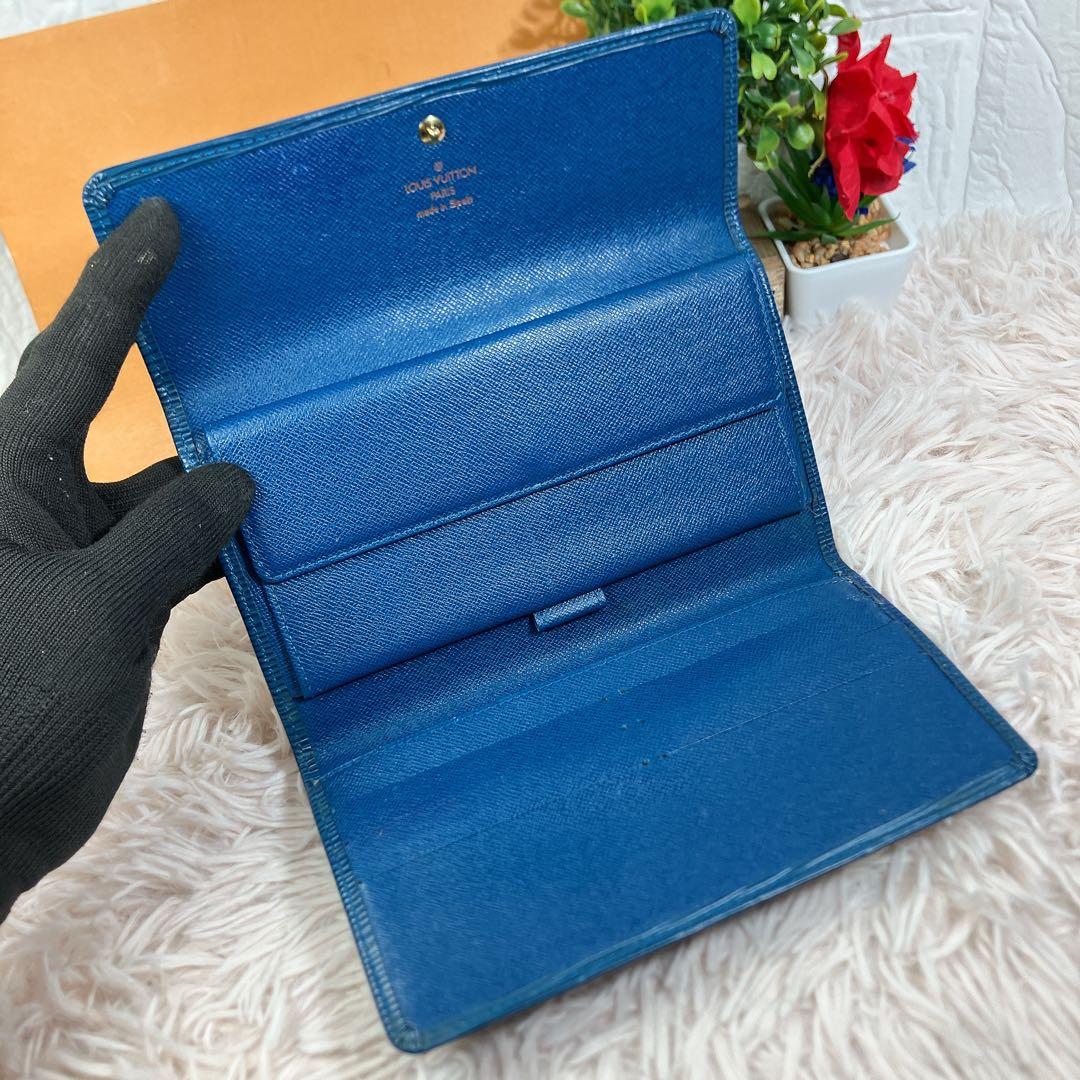ルイヴィトン 長財布 インターナショナル エピ 三つ折り財布 ブルー 青 レザー