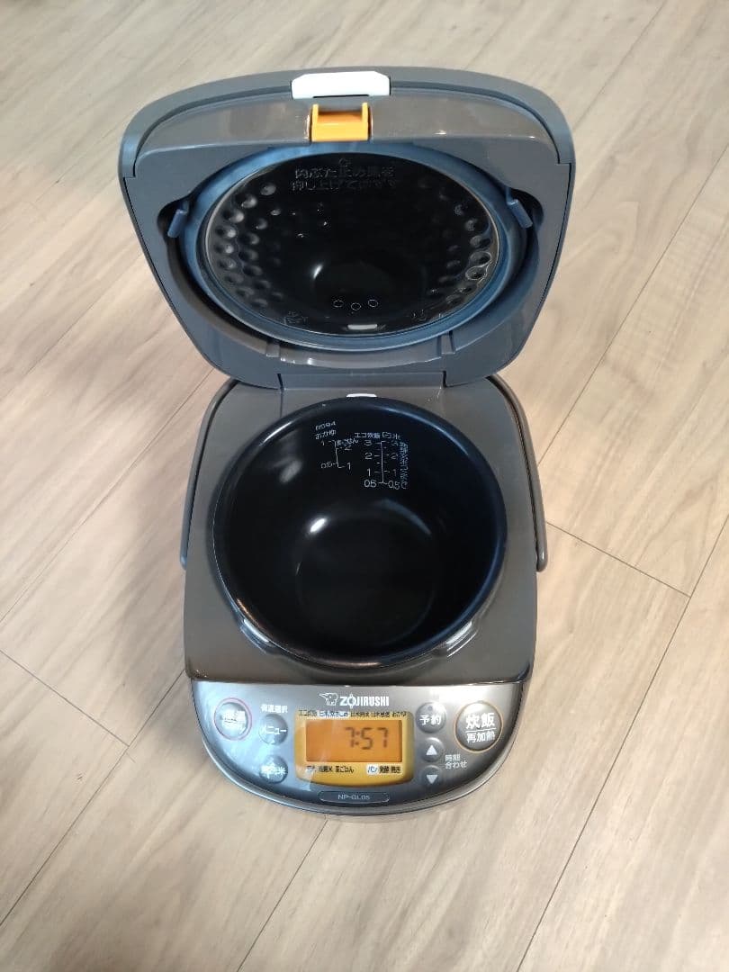 象印 ZOJIRUSHI IH炊飯器 極め炊き NP-GL05 3合炊き