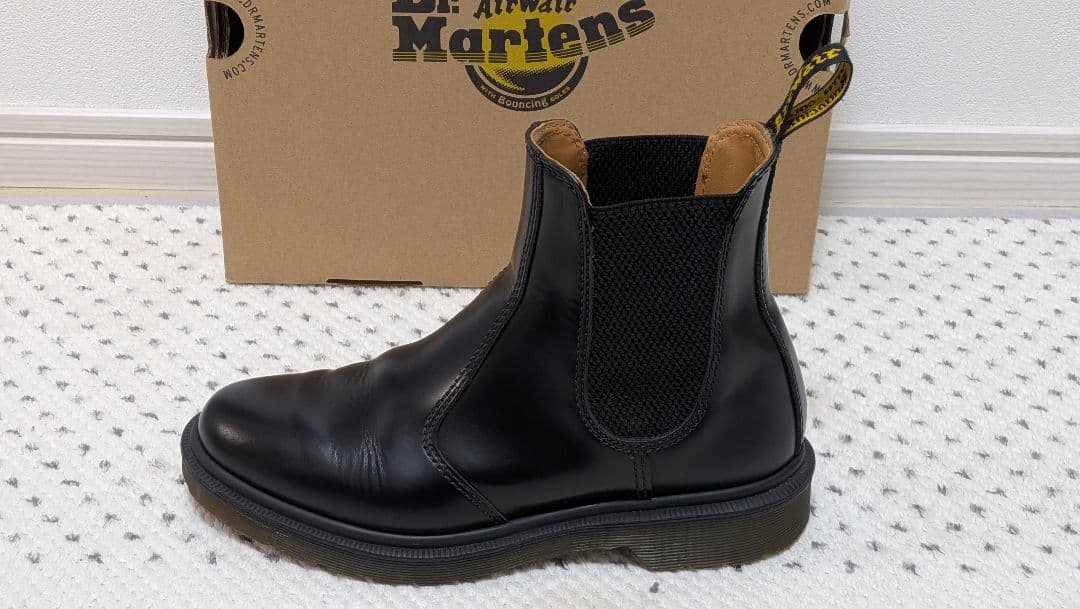 Dr. Martens CHELSEA BOOT ブラック サイドゴアブーツ