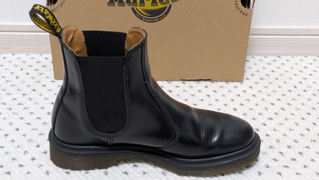 Dr. Martens CHELSEA BOOT ブラック サイドゴアブーツ