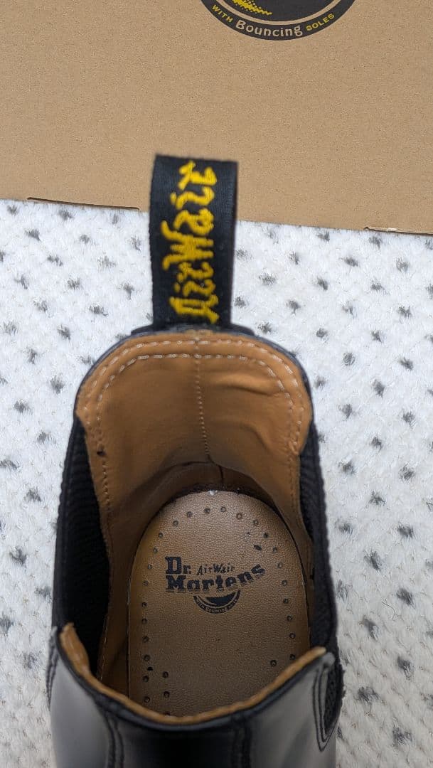 Dr. Martens CHELSEA BOOT ブラック サイドゴアブーツ