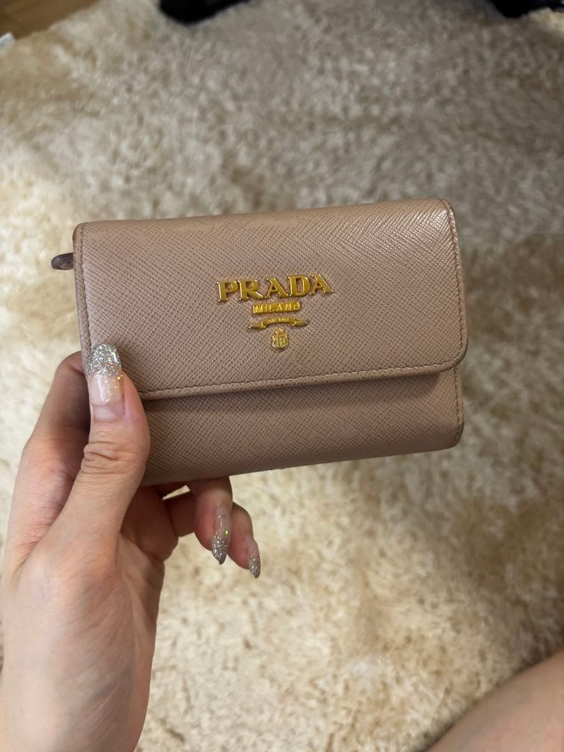 PRADA サフィアーノレザー 三つ折り財布 ベージュ