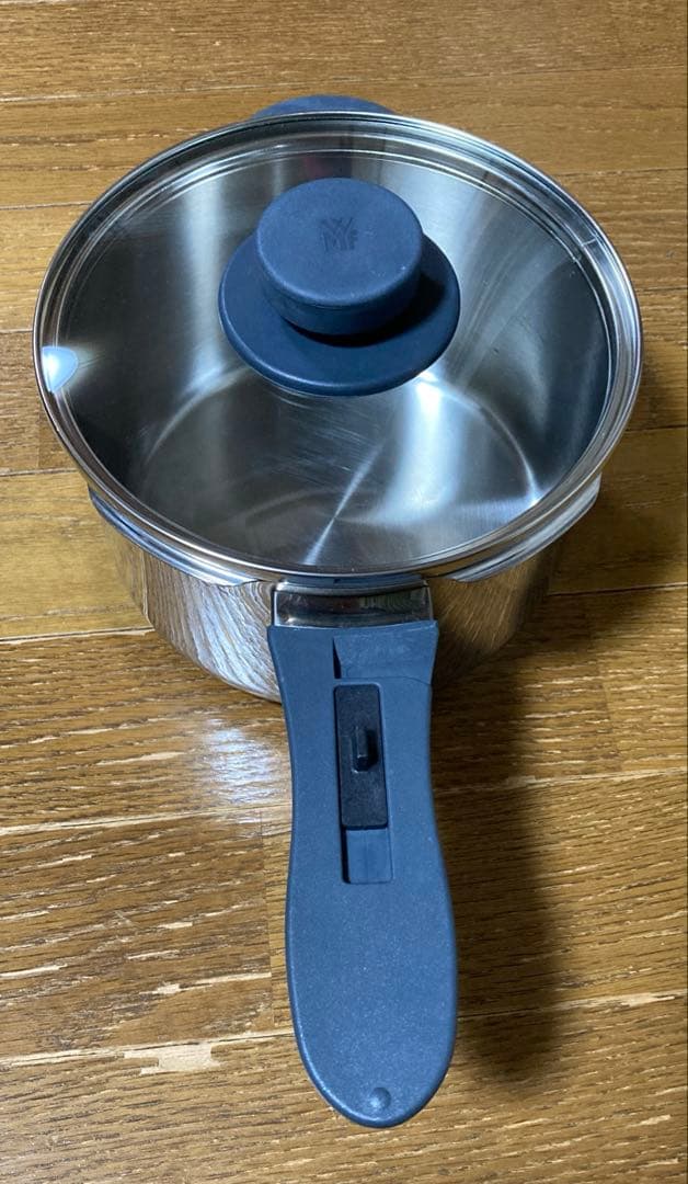 WMFパーフェクトプラス　圧力鍋　2.5L ドイツ製　ガラス蓋付き