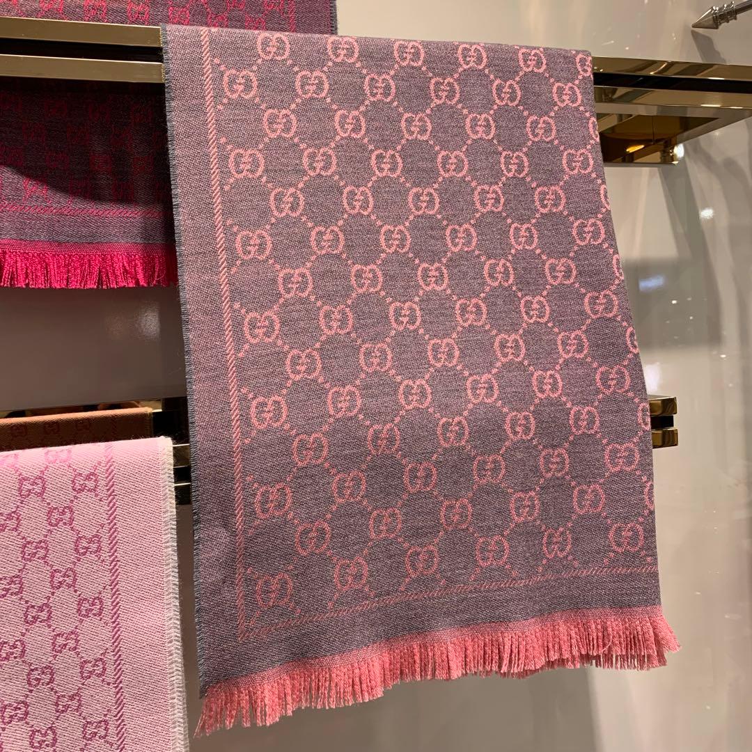 大判新品✨GUCCIマフラー❗️箱紙袋セット❗️グッチマフラー　レディース