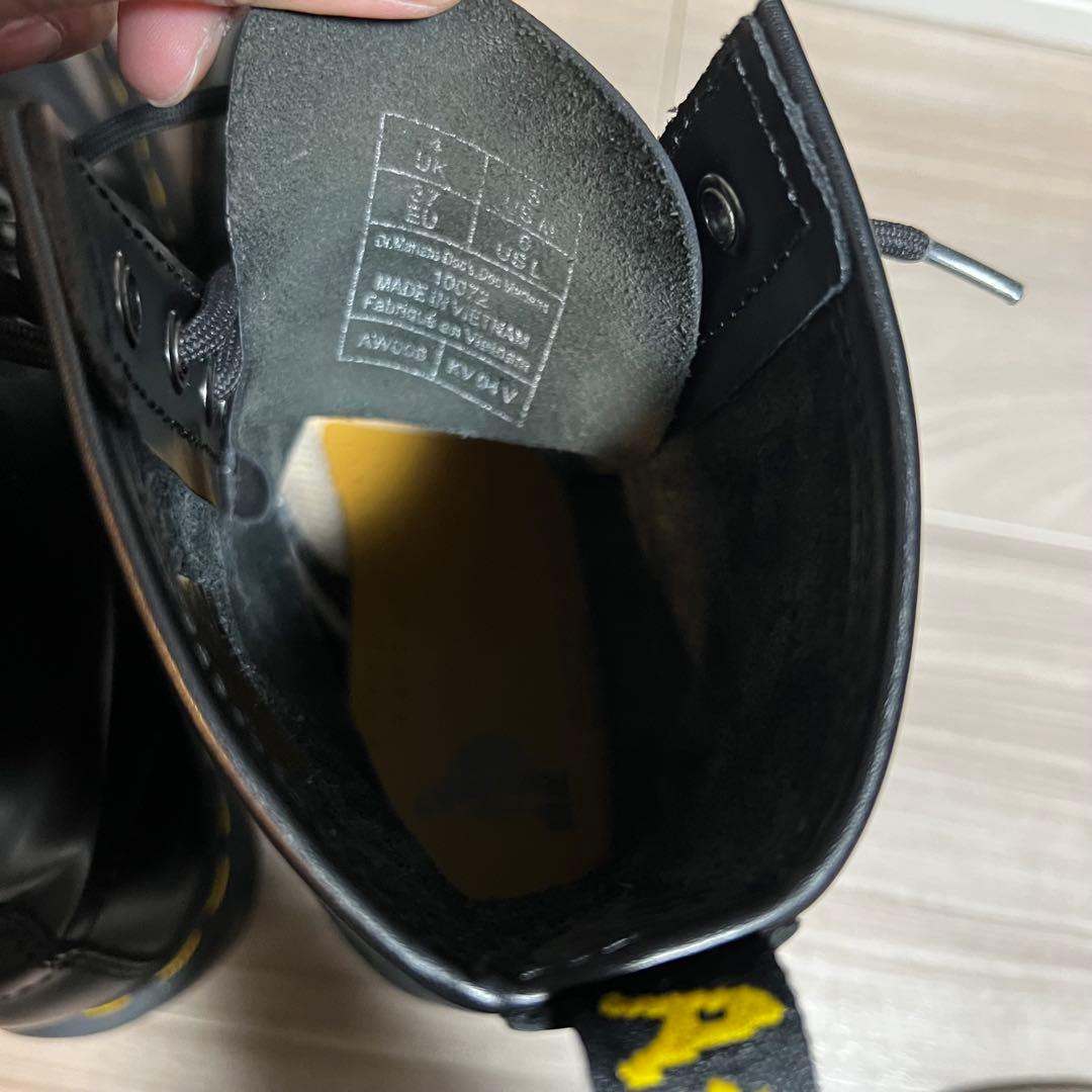 Dr.Martens 1460 8ホールブーツ イエローステッチ UK4