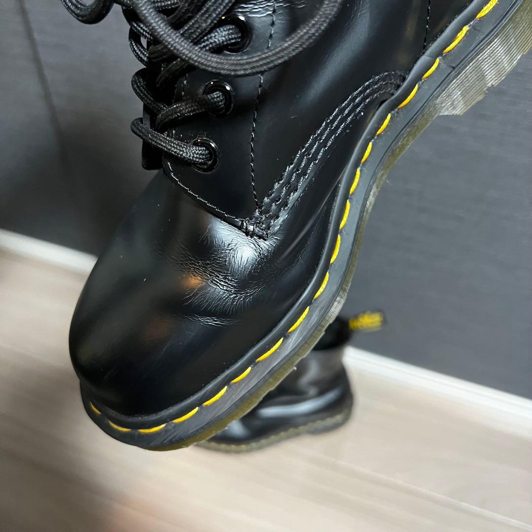 Dr.Martens 1460 8ホールブーツ イエローステッチ UK4