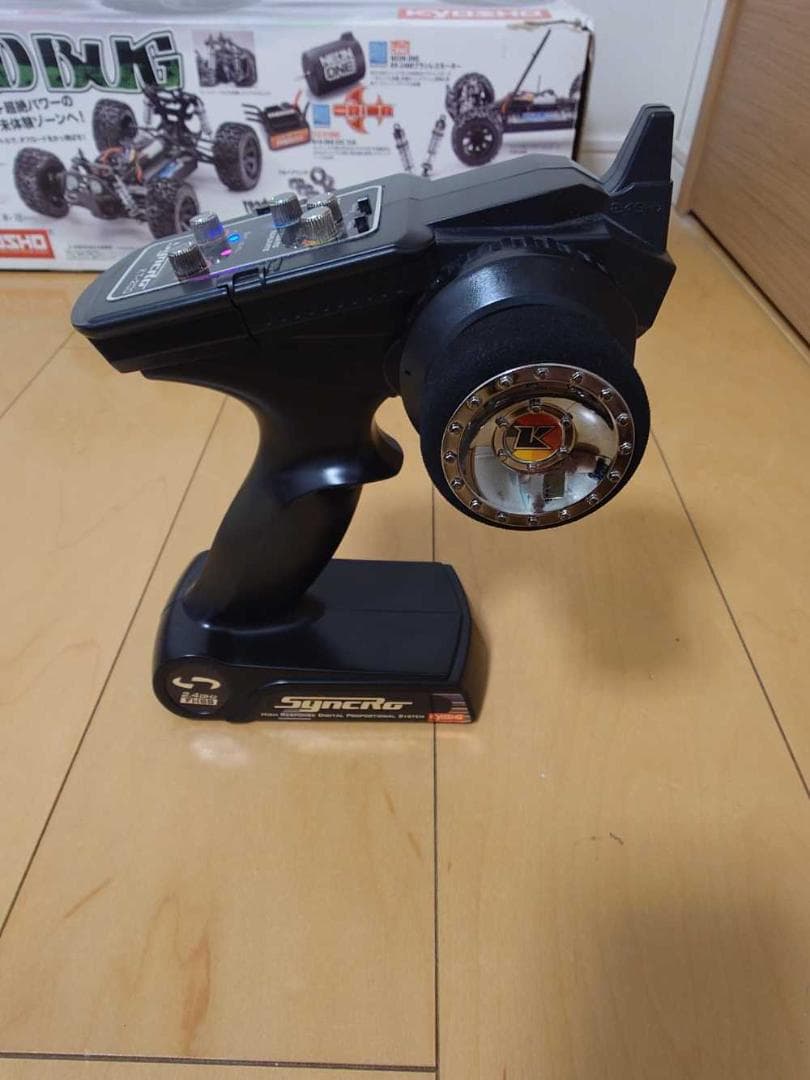 【部品どり用】2015年製　京商　MAD BUG 電動ラジコンカー