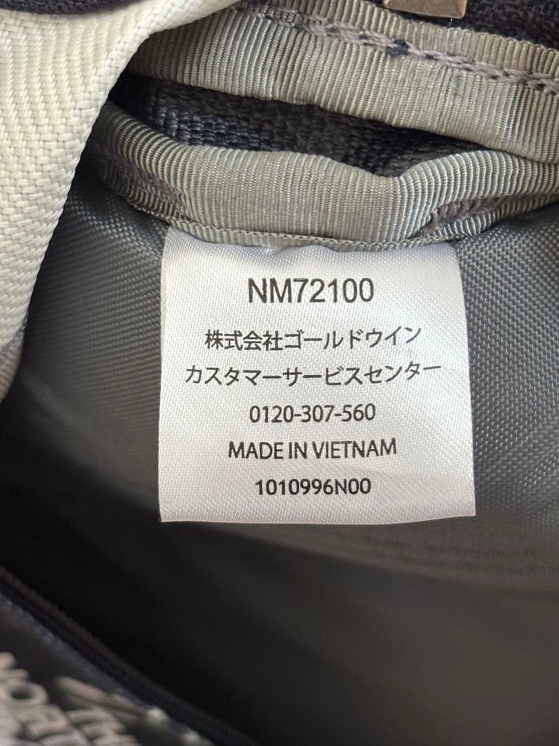 THE NORTH FACE 花柄ボディバッグ