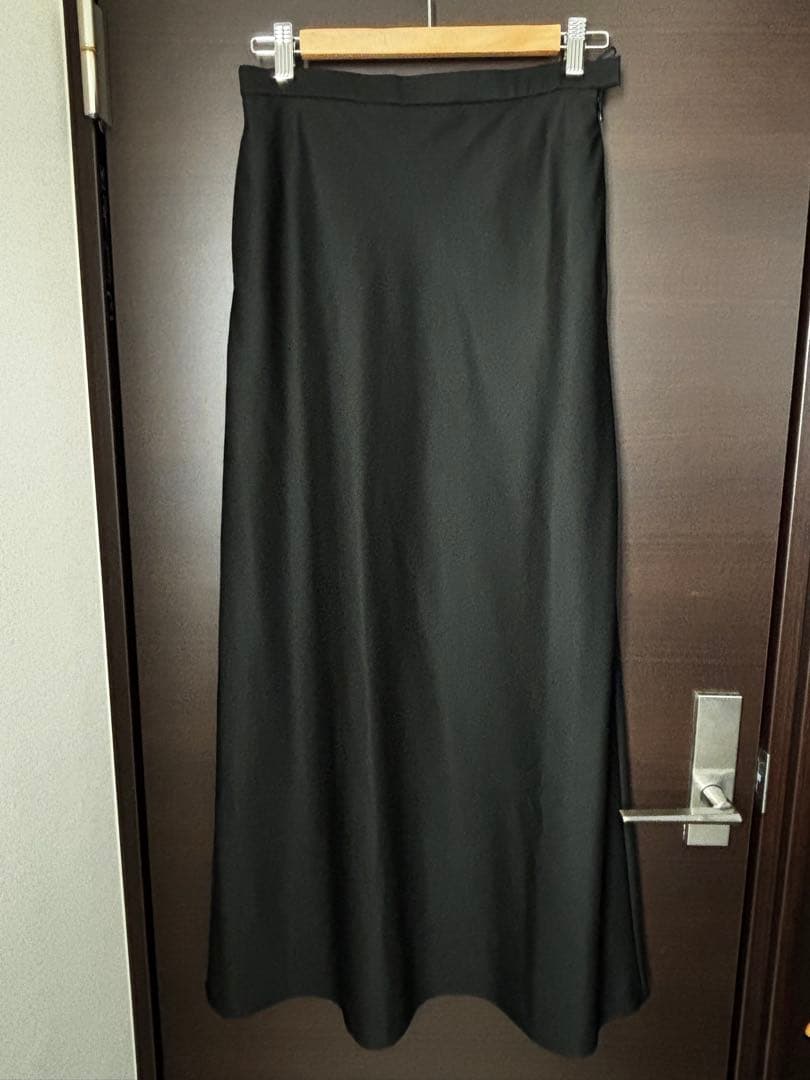 LOEFFロエフ イセタンサローネ別注ロングスカート黒ブラックサイズ1ポケット有