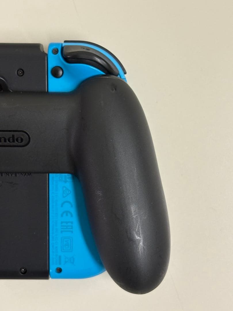 【Nintendo Switch 本体 Joy-Con2個 動作確認済み】
