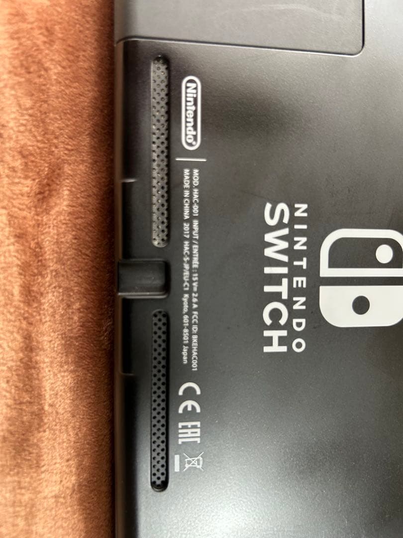Nintendo Switch 本体（付属品、箱あり）