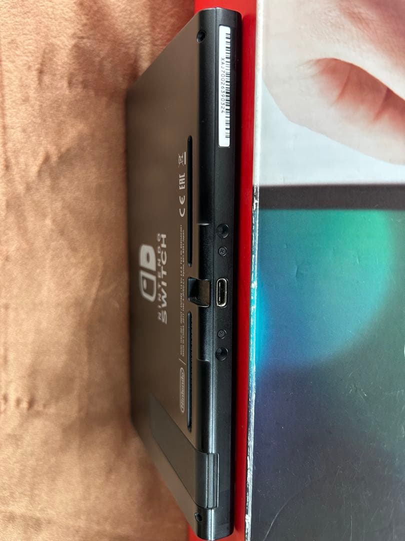 Nintendo Switch 本体（付属品、箱あり）