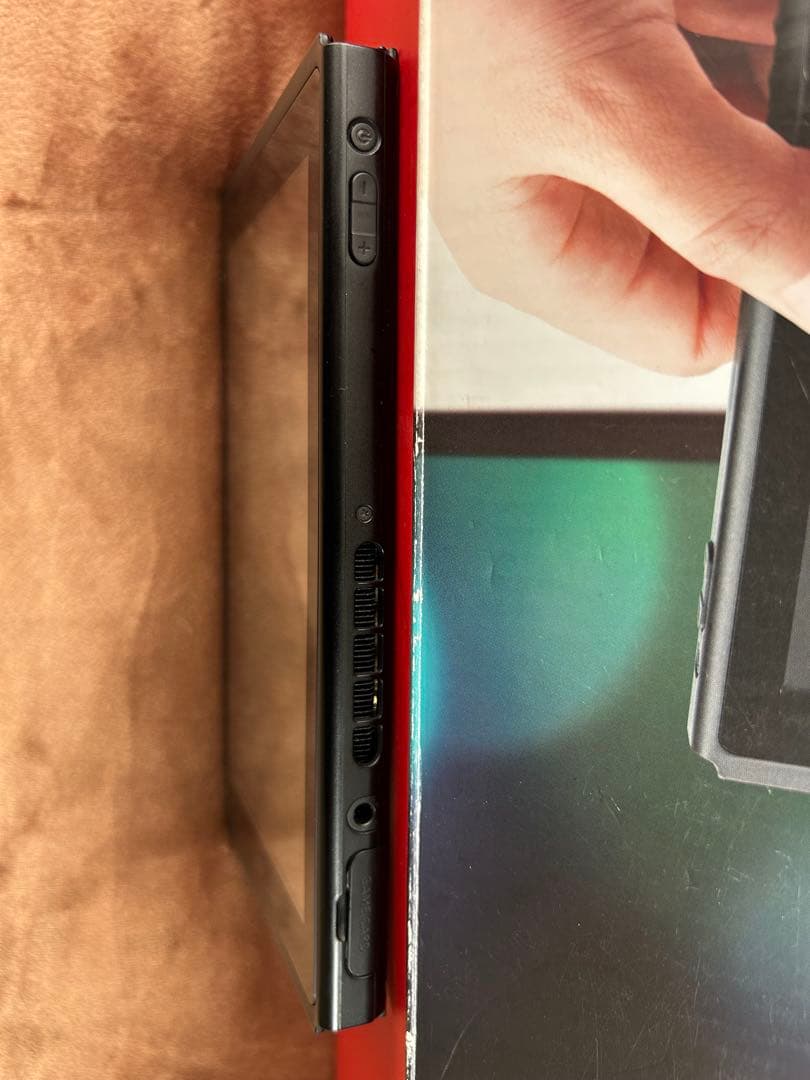 Nintendo Switch 本体（付属品、箱あり）