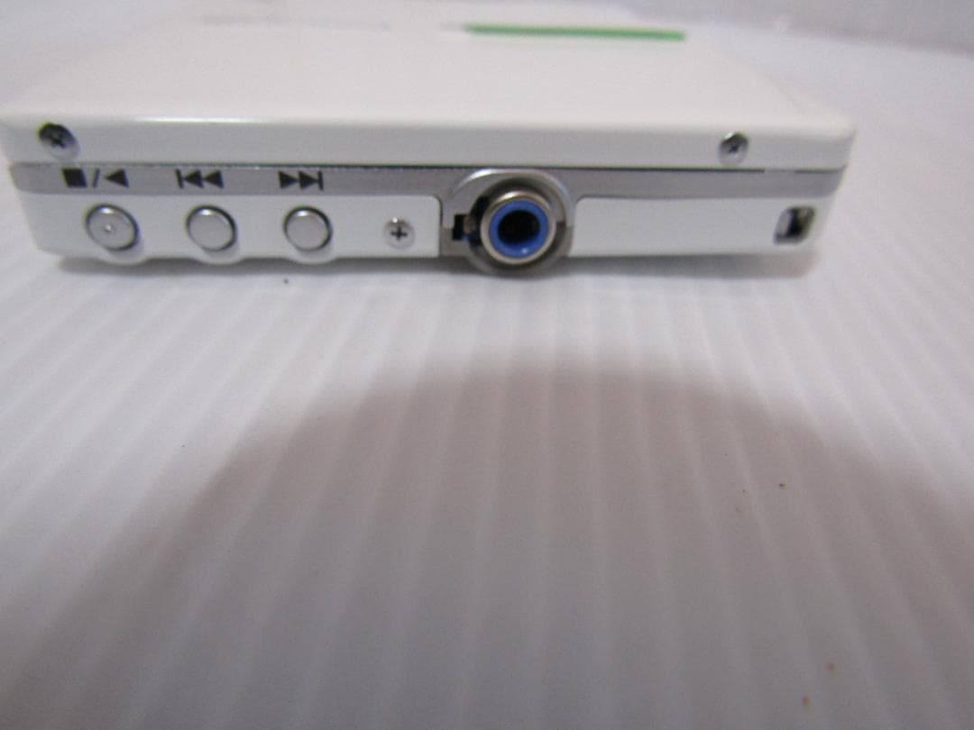 A1942 Panasonic ポータブルMDプレーヤー SJ-MJ77