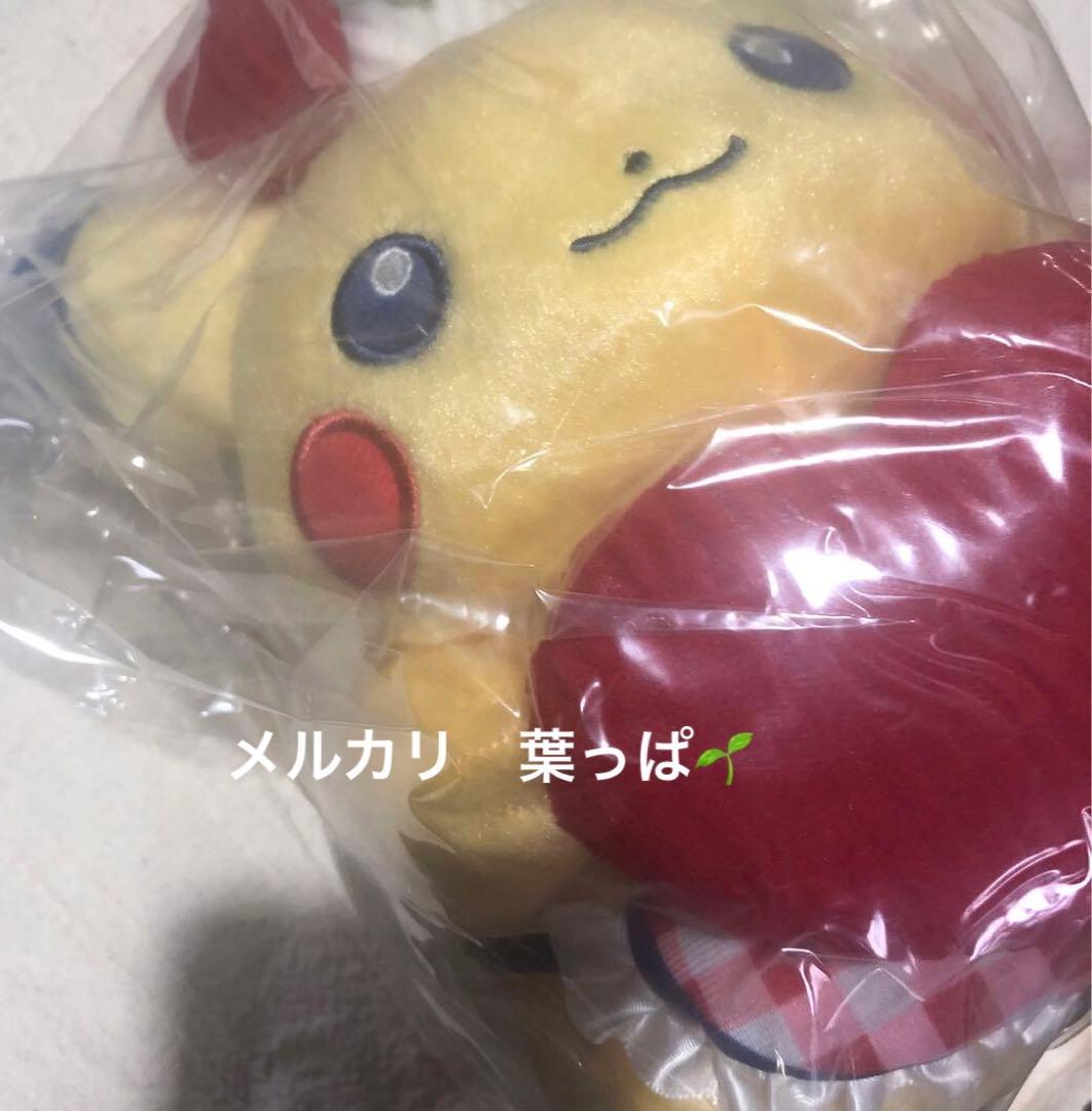 ピカチュウ　ダイナーぬいぐるみ　バレンタインマグカップ2点セット