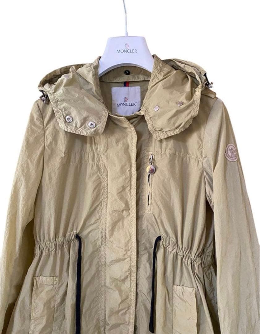 ＊MONCLER モンクレール＊雑誌掲載モデル スプリングコート 同色ワッペン