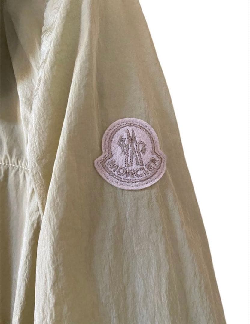 ＊MONCLER モンクレール＊雑誌掲載モデル スプリングコート 同色ワッペン