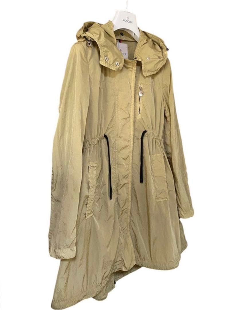 ＊MONCLER モンクレール＊雑誌掲載モデル スプリングコート 同色ワッペン