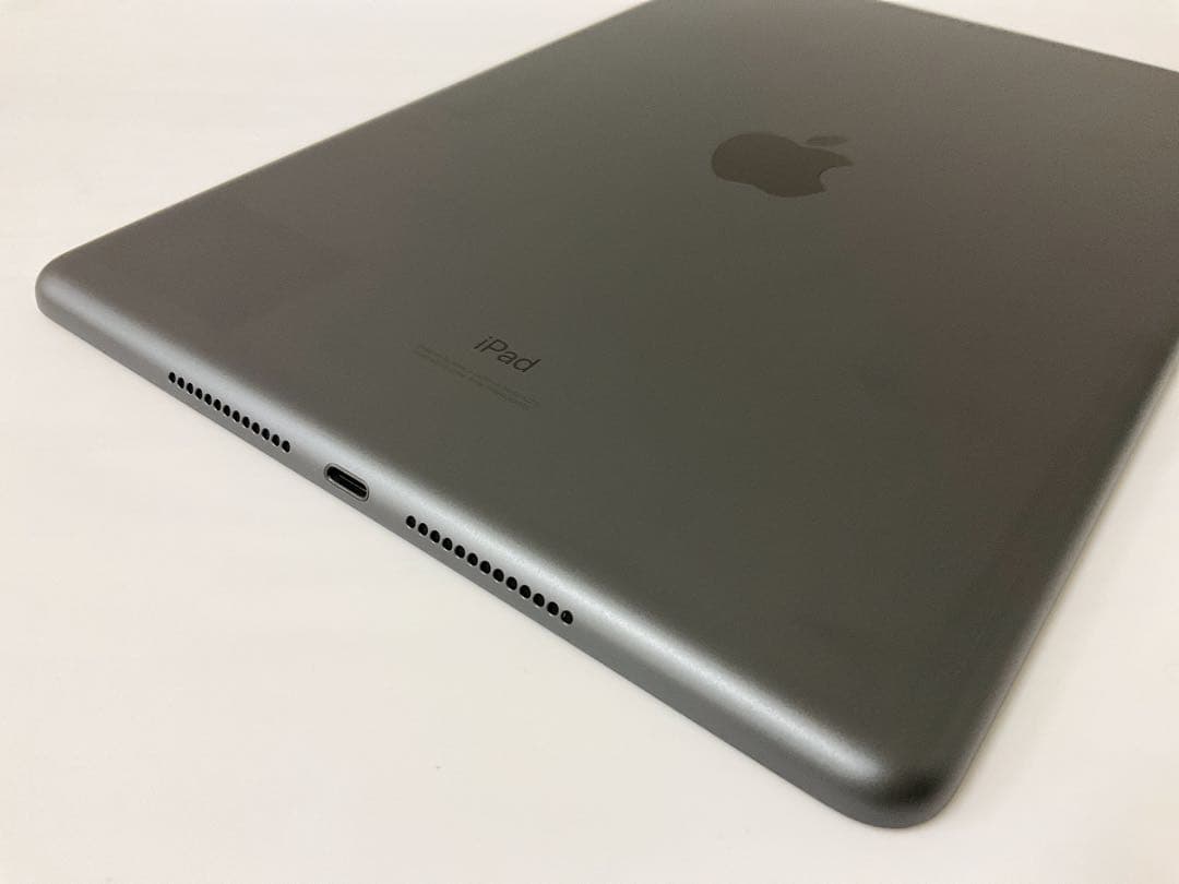 【美品・BT90％】iPad 第8世代 32GB Wifiモデル