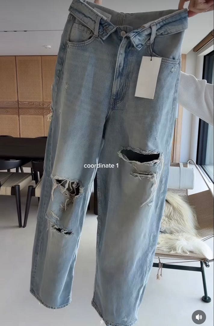 【完売品】ZARA ミッドライズ折り返しウエストデニムパンツ 7号　新品