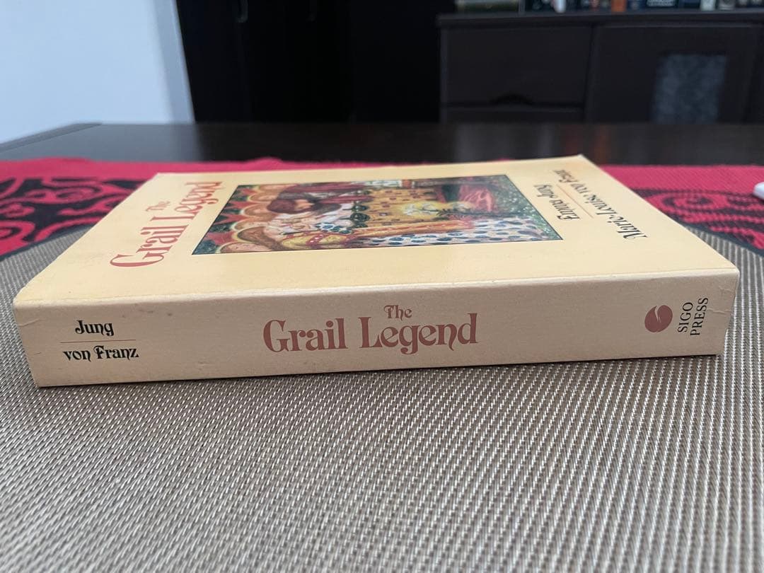 洋書 The Grail Legend