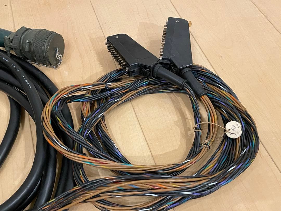 CANARE MR202-16AT 9m＋ MS丸型32A10SF中古品