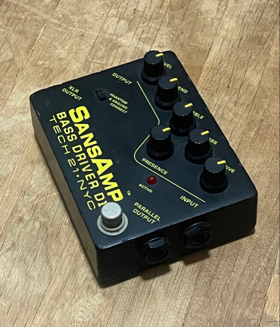Tech 21 NYC SansAmp Bass D DI 初期型