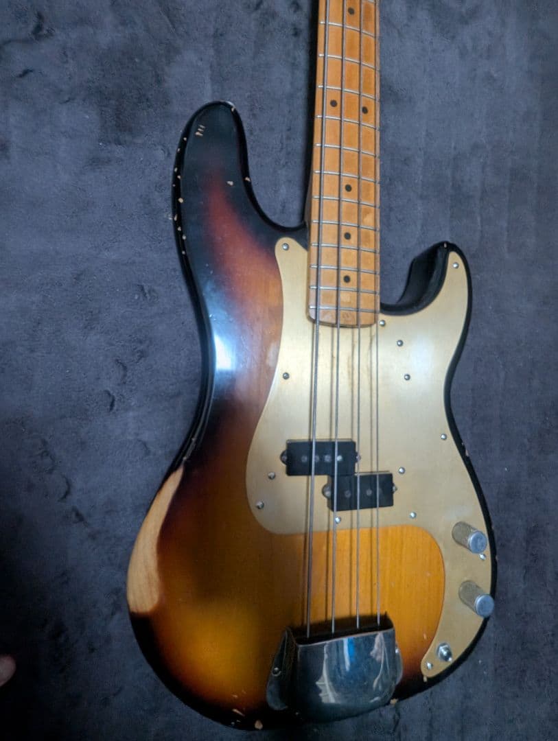 ベース Fender Mexico Road Worn 50's