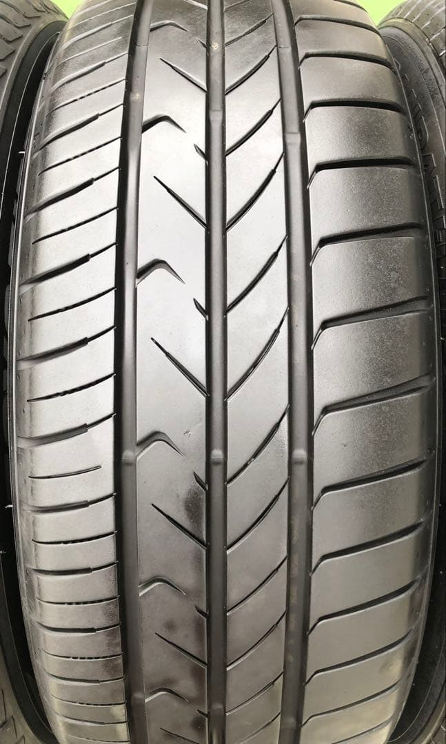 215/60R17 TOYO TIRES TRANPATH 製造年週：2025年