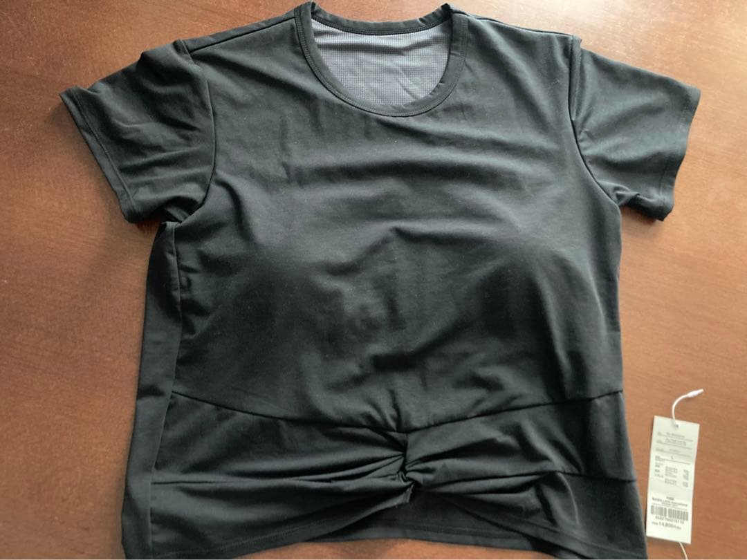 カップ付きTシャツ　レギンス　セットアップ　SUKALA LAVA ボタニカル