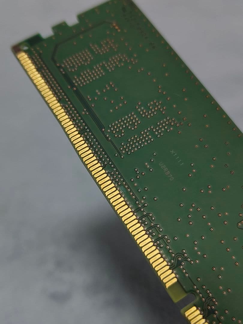 美品！動作品 DDR5 PC5-5600B 16GB デスクトップメモリ