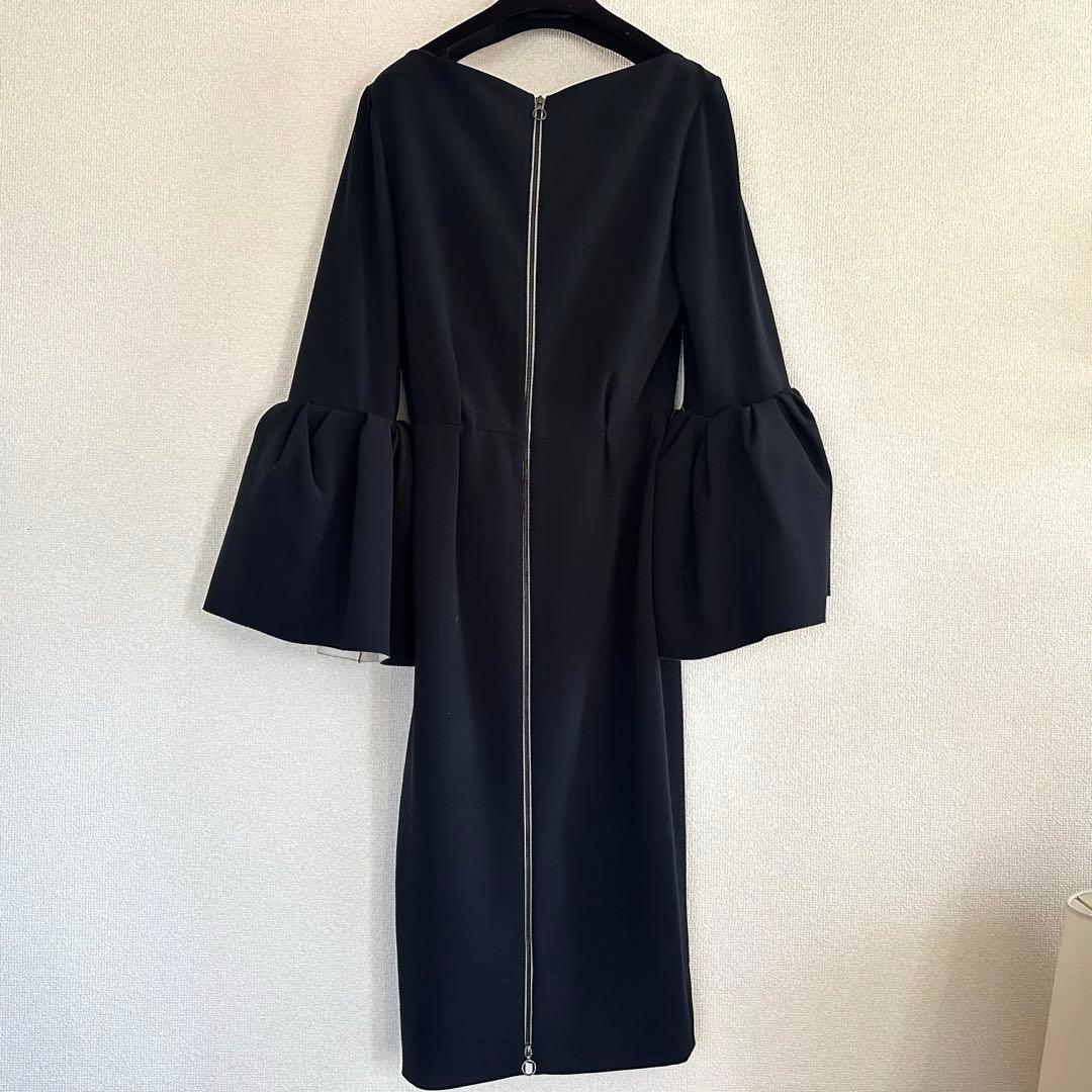 【ROKSANDA】BLACK bell-sleeve dress