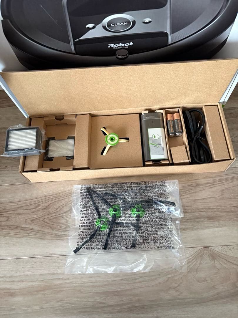 【美品】iRobot Roomba i7 新品パーツ付き