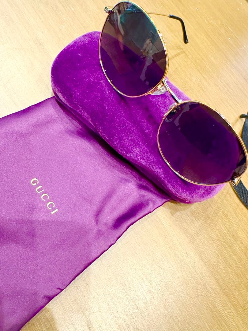 【最終価格】GUCCI ラウンド型サングラス パープルケース付き