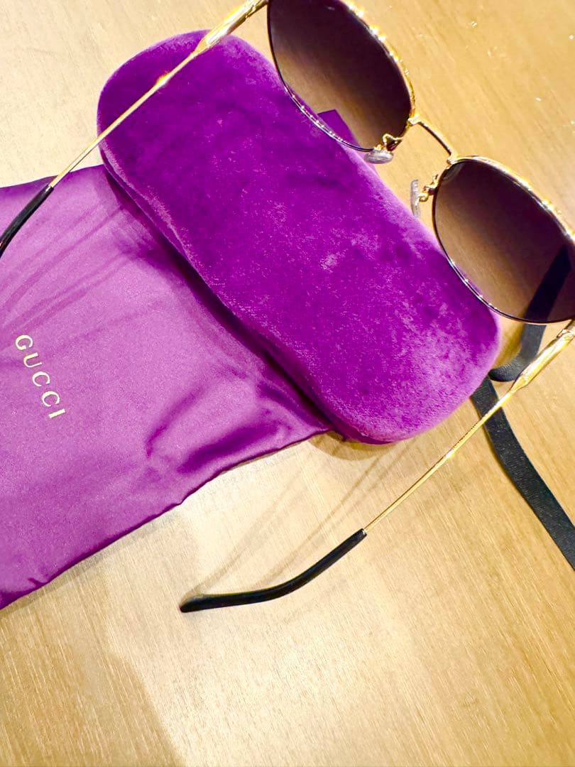 【最終価格】GUCCI ラウンド型サングラス パープルケース付き