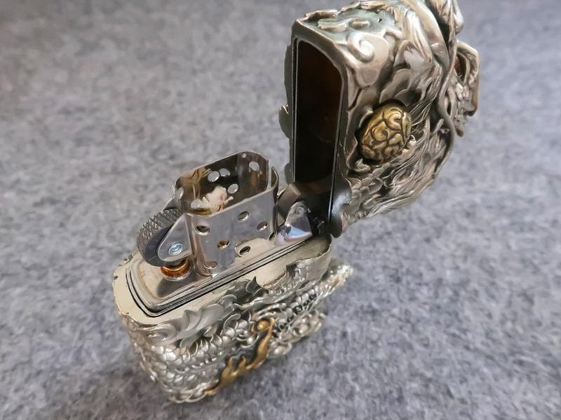 ジッポ ZIPPO ライター 竜 龍 ドラゴン 両面 如意宝珠 付 高級木箱付