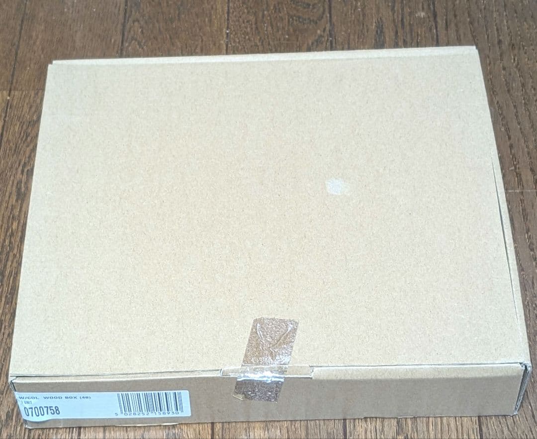 枯れススキさん専用【新品】Derwent 水彩48色セット 木製ボックス