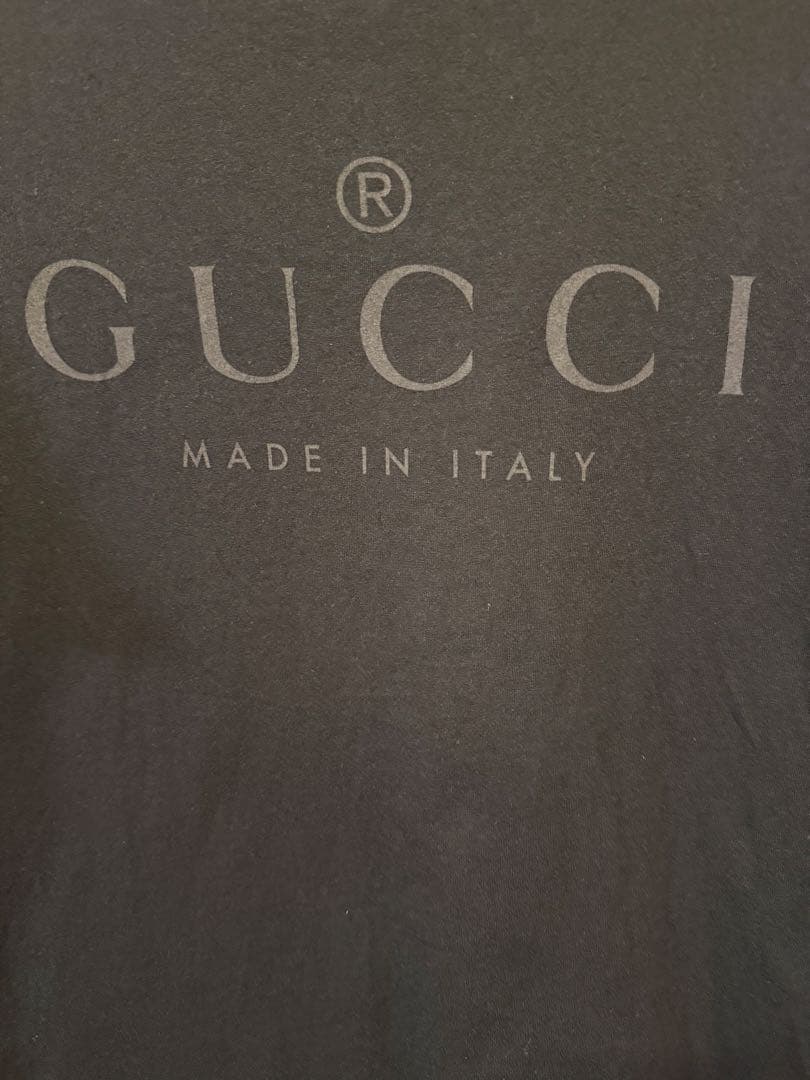GUCCI グッチ 黒 ロゴTシャツ 正規品 使用感あり